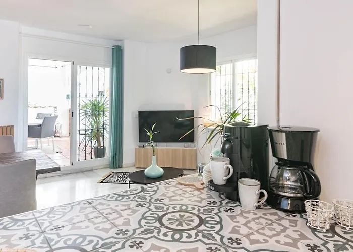 Lnm43- Cozy Close To Puerto Banus Marbella