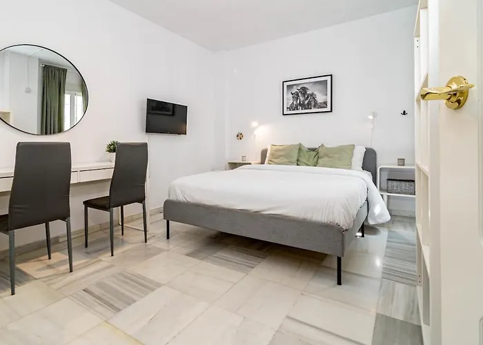 Lnm43- Cozy Close To Puerto Banus *