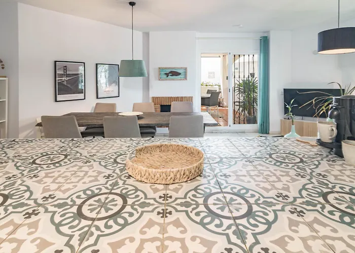 Lnm43- Cozy Close To Puerto Banus